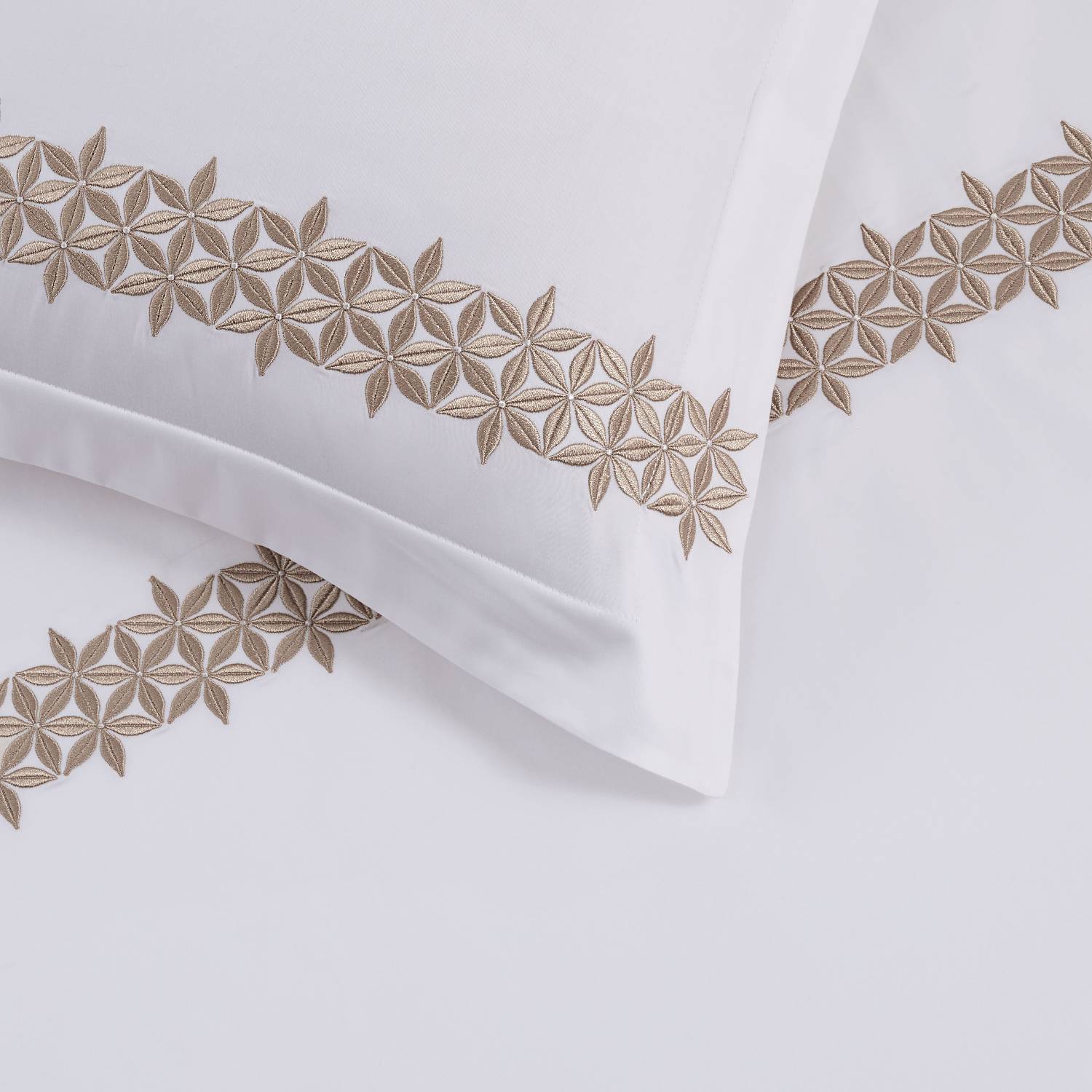 Leyla Duvet Cover Set Taupe