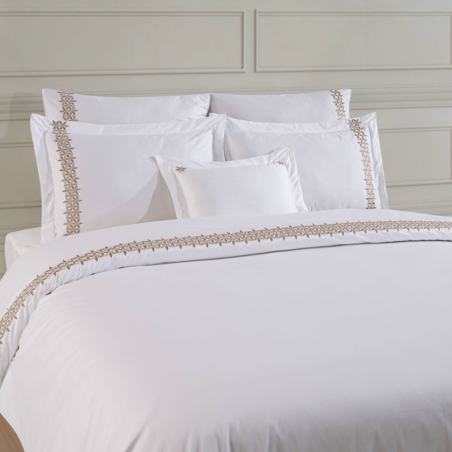 Leyla Duvet Cover Set Taupe