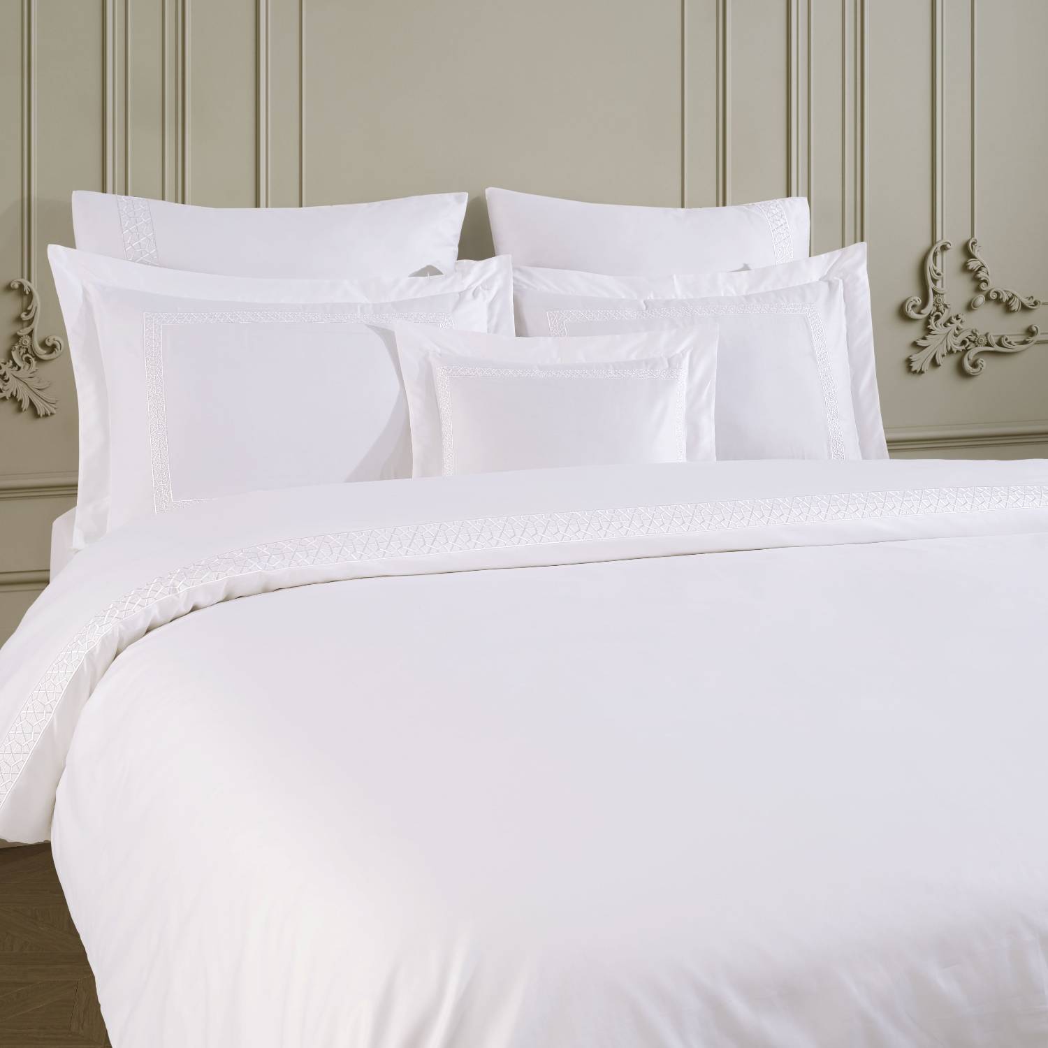 Refet Duvet Cover Set White